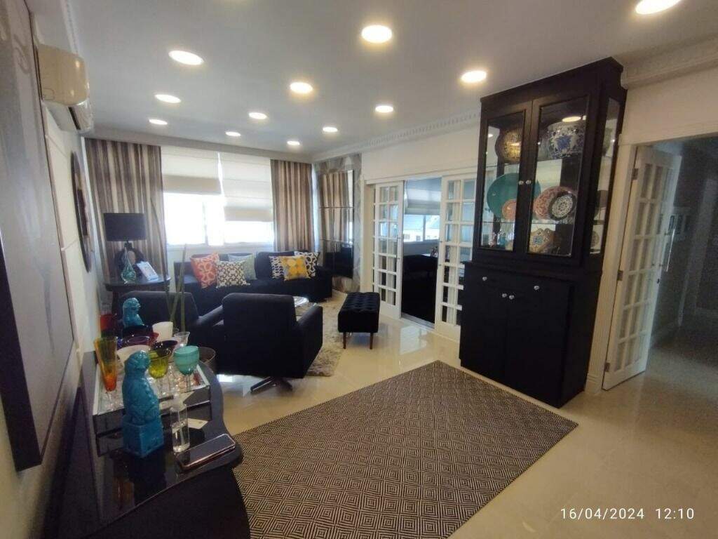 Apartamento à venda no Gonzaga: 