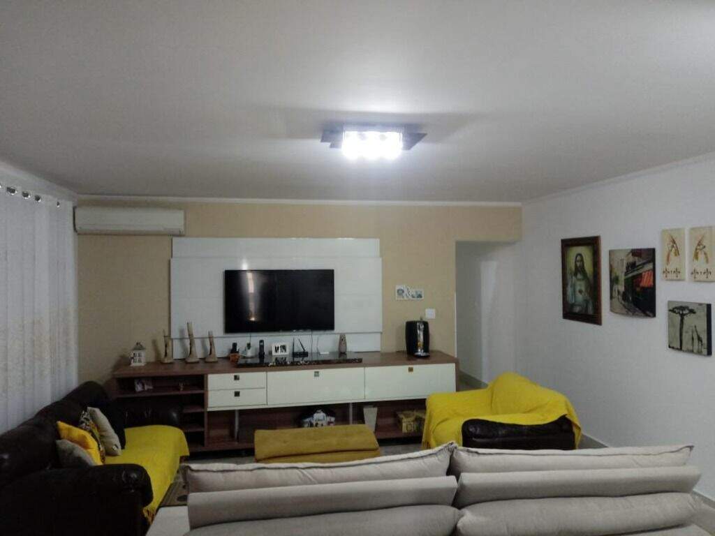 Apartamento à venda no Ponta da Praia: 