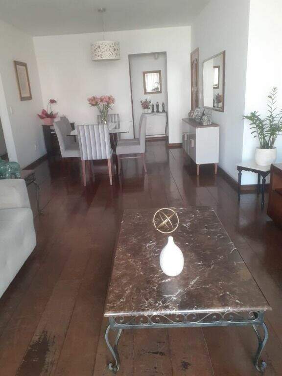 Apartamento à venda no Ponta da Praia: 