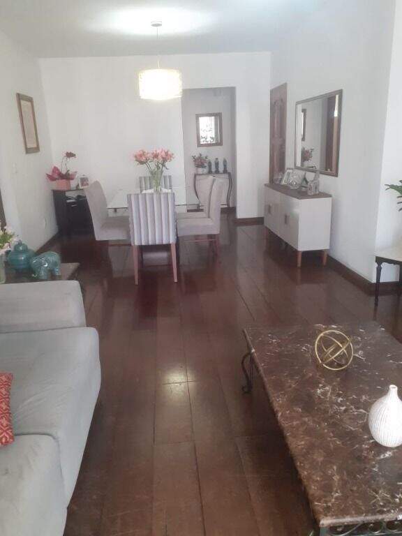 Apartamento à venda no Ponta da Praia: 