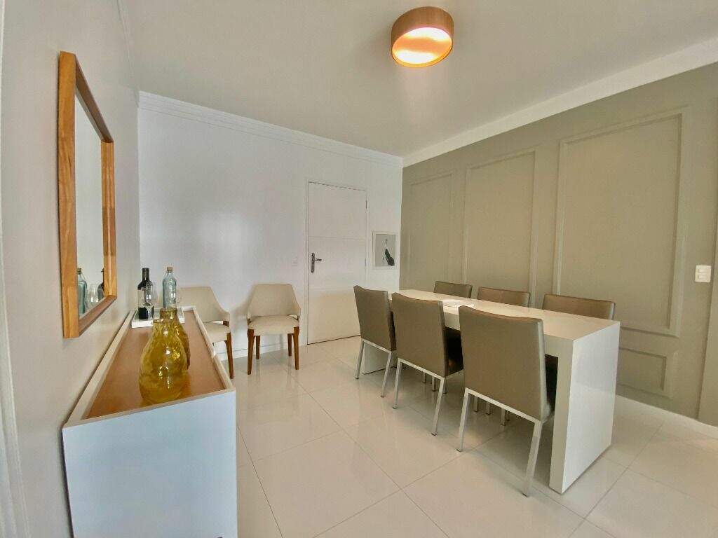 Apartamento à venda no Ponta da Praia: 