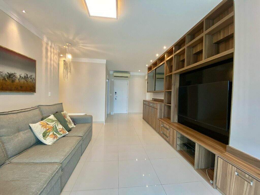 Apartamento à venda no Ponta da Praia: 