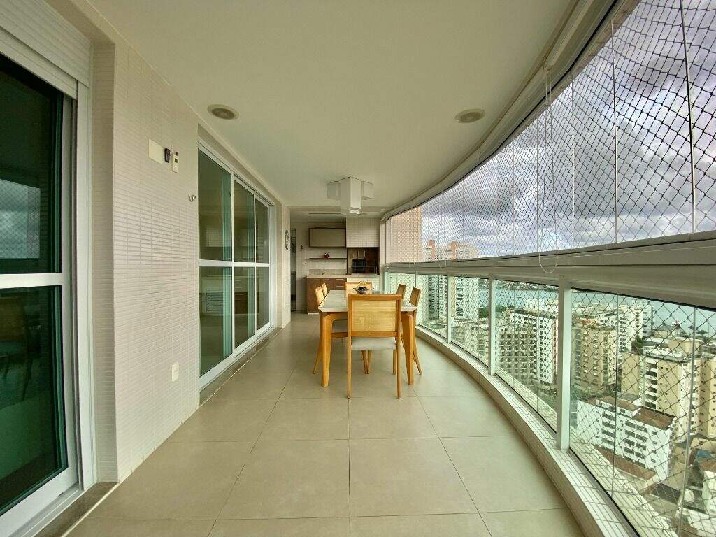Apartamento à venda no Ponta da Praia: 