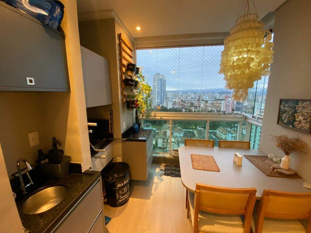 Apartamento à venda no Ponta da Praia: 