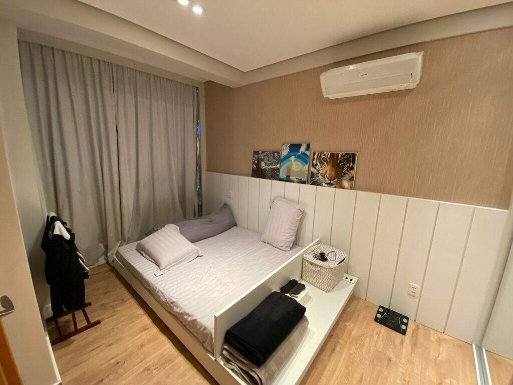 Apartamento à venda no Ponta da Praia: 