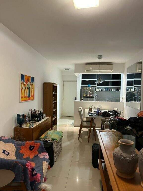 Apartamento à venda no Ponta da Praia: 