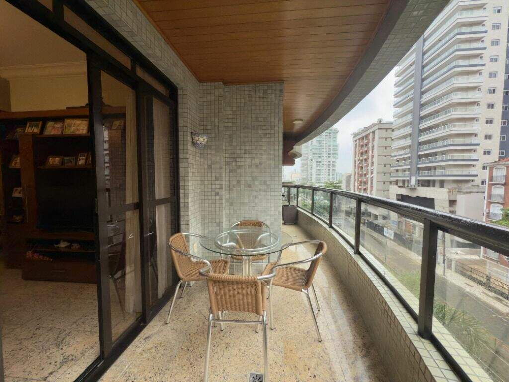 Apartamento à venda no Embaré: 