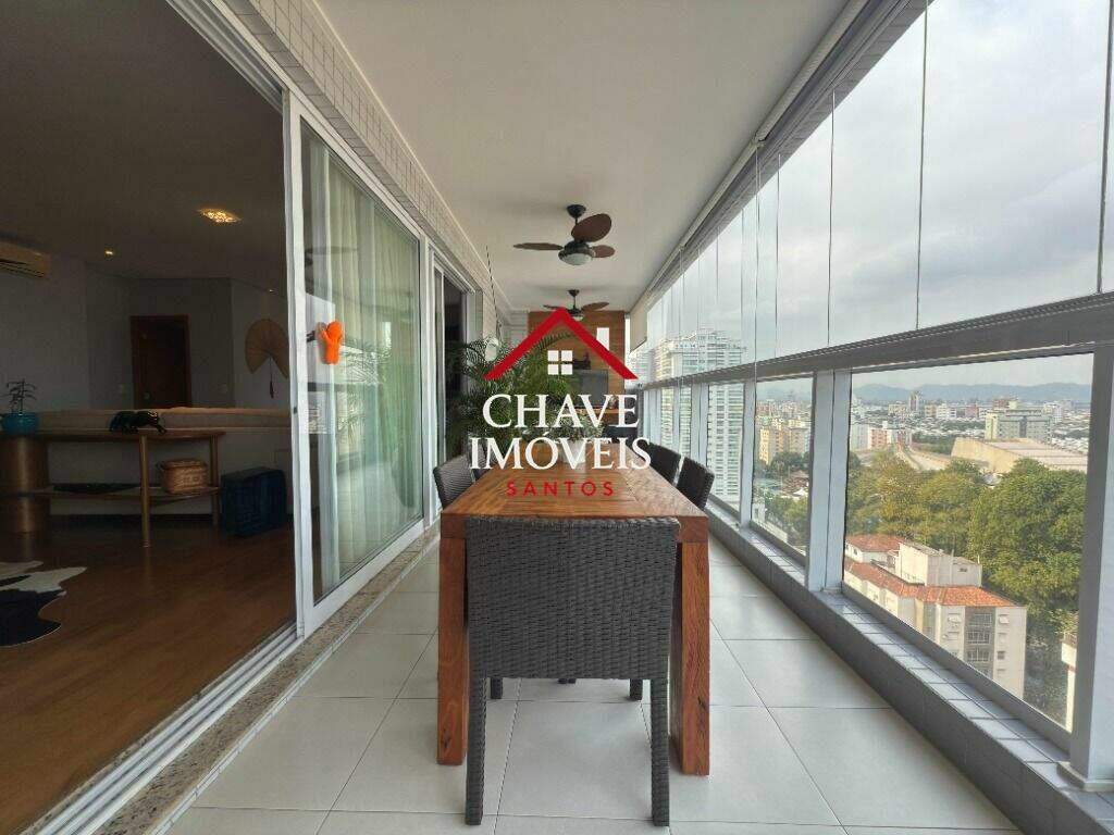 Apartamento à venda no Embaré: 