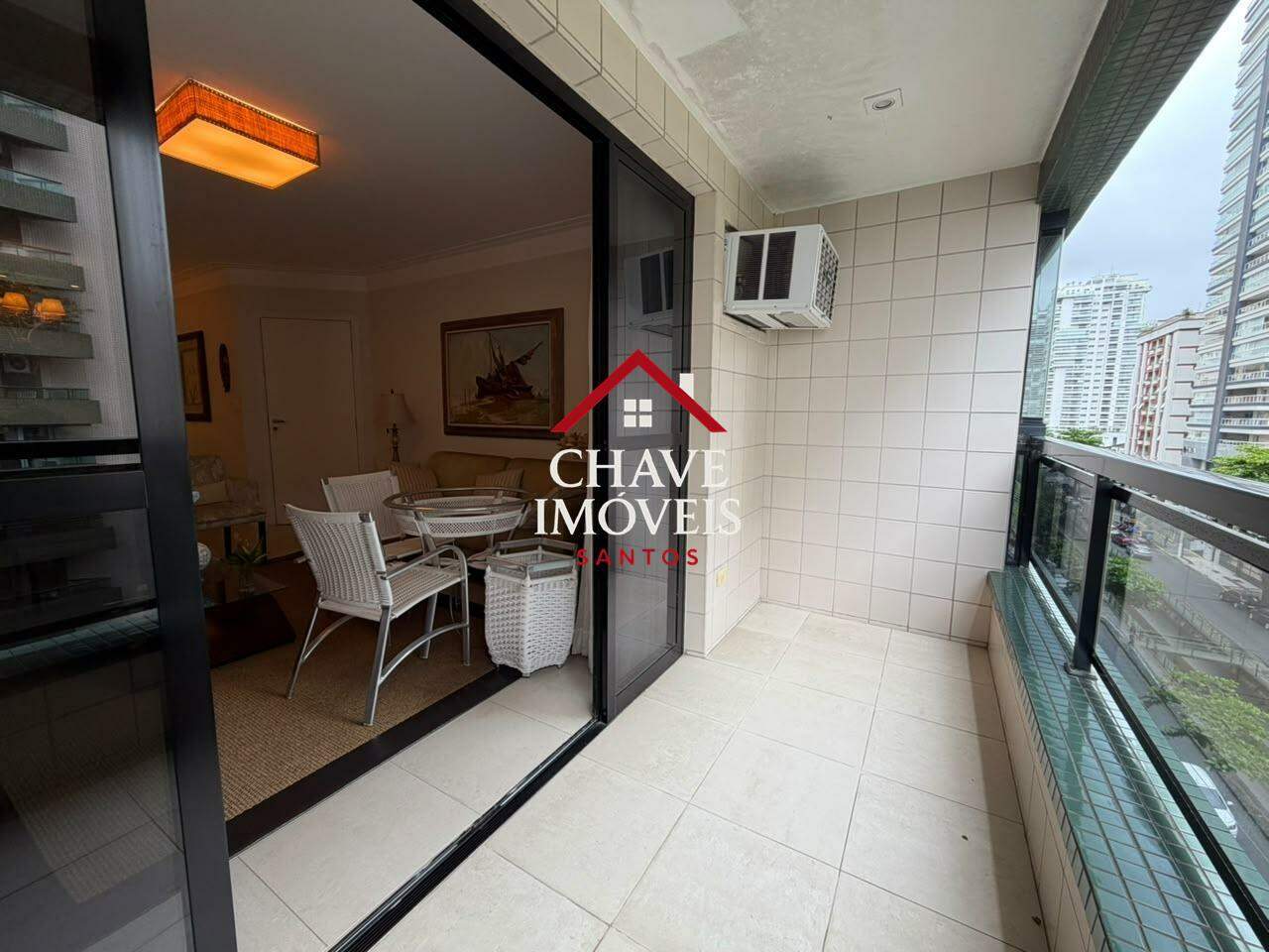 Apartamento à venda no Embaré: 