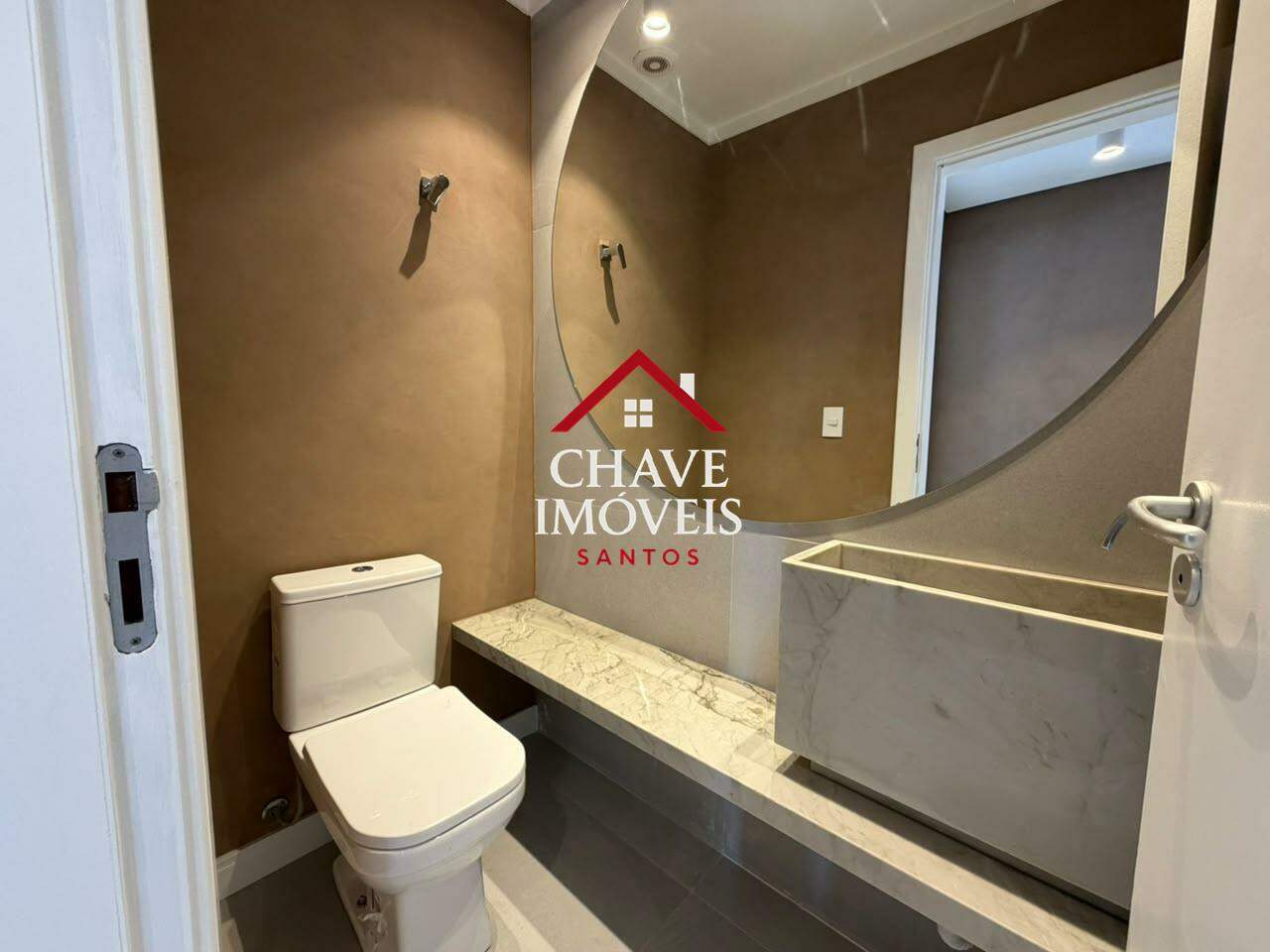 Apartamento à venda no Embaré: 
