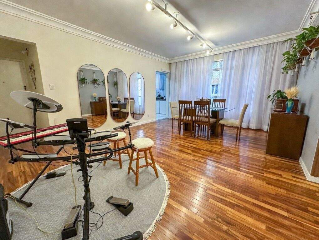Apartamento à venda no Marapé: 
