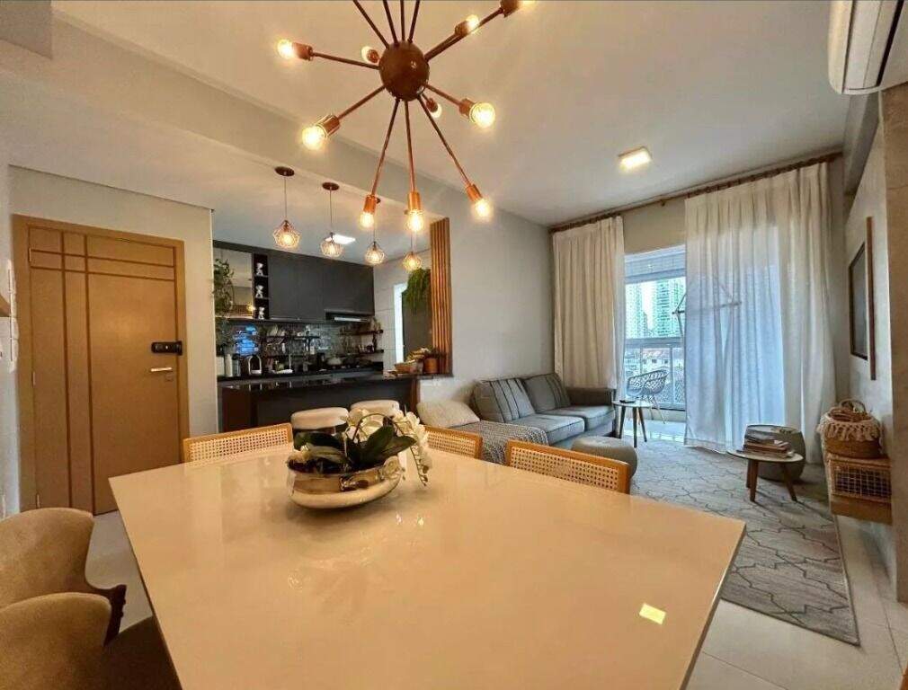 Apartamento à venda no Embaré: 