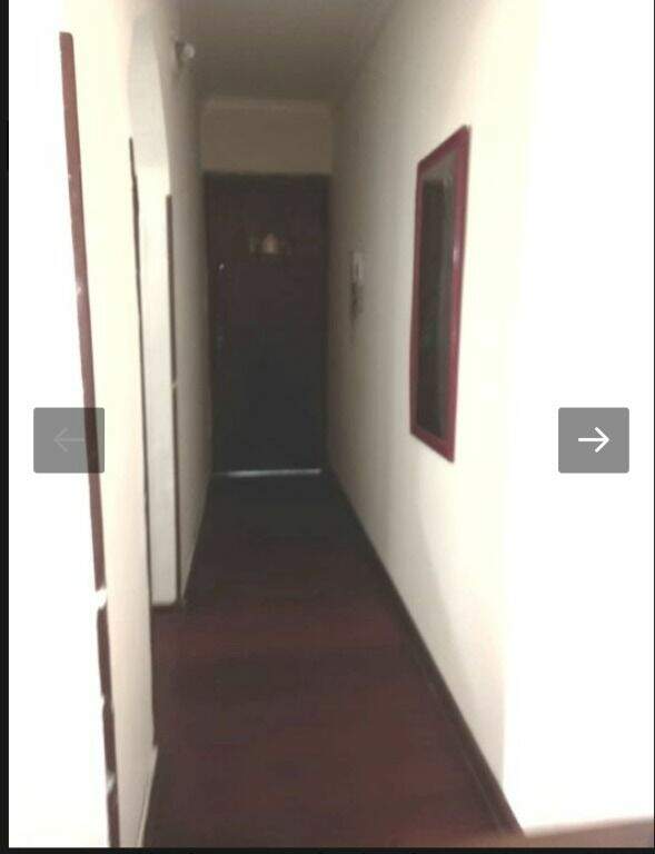Apartamento à venda no Aparecida: corredor de entrada