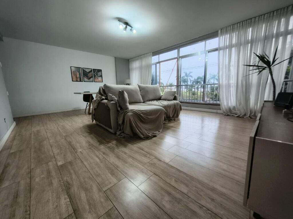 Apartamento à venda no Itararé: 