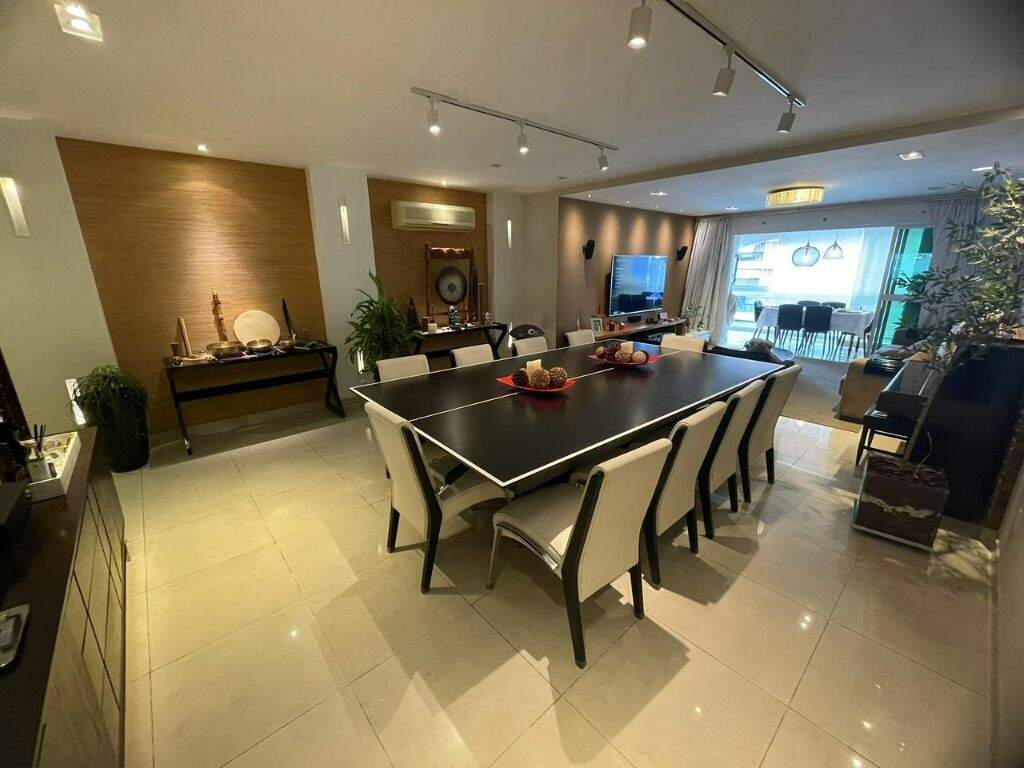 Apartamento à venda no Embaré: 