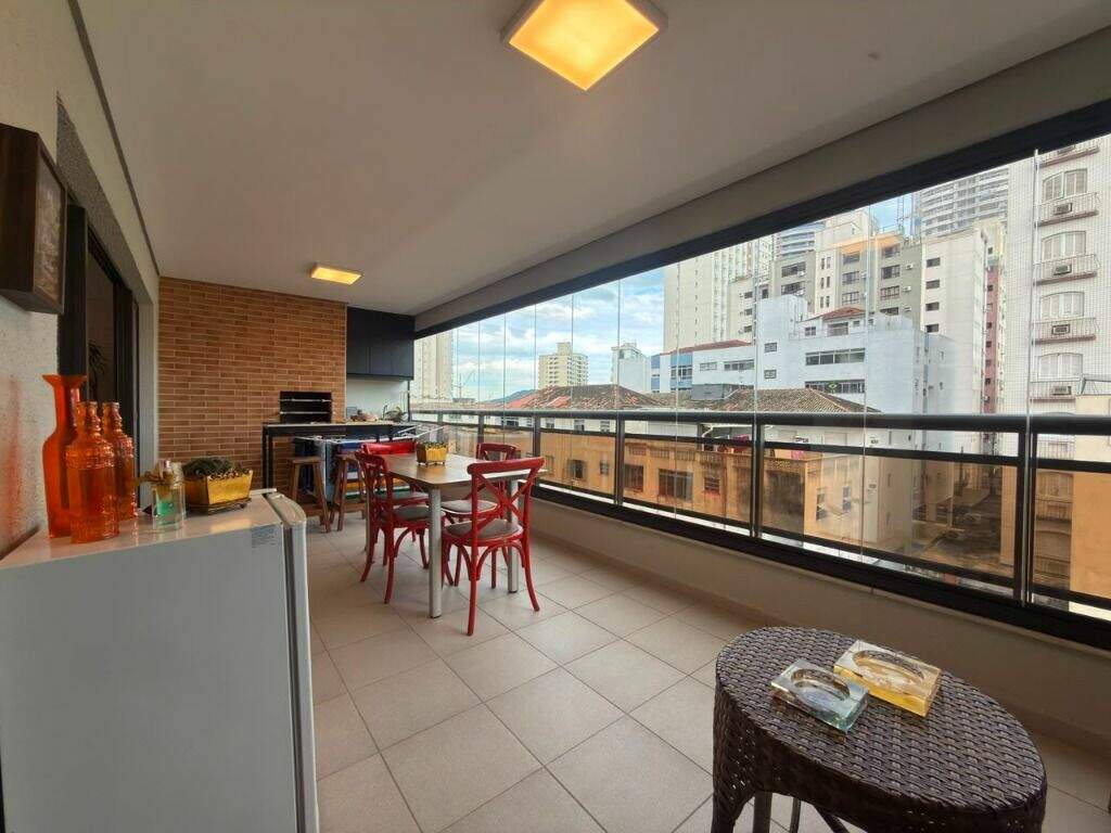 Apartamento à venda no Ponta da Praia: 
