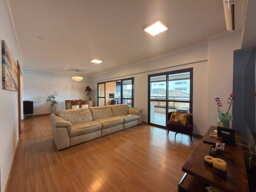 Apartamento à venda no Ponta da Praia: 