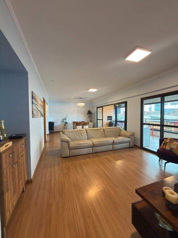 Apartamento à venda no Ponta da Praia: 