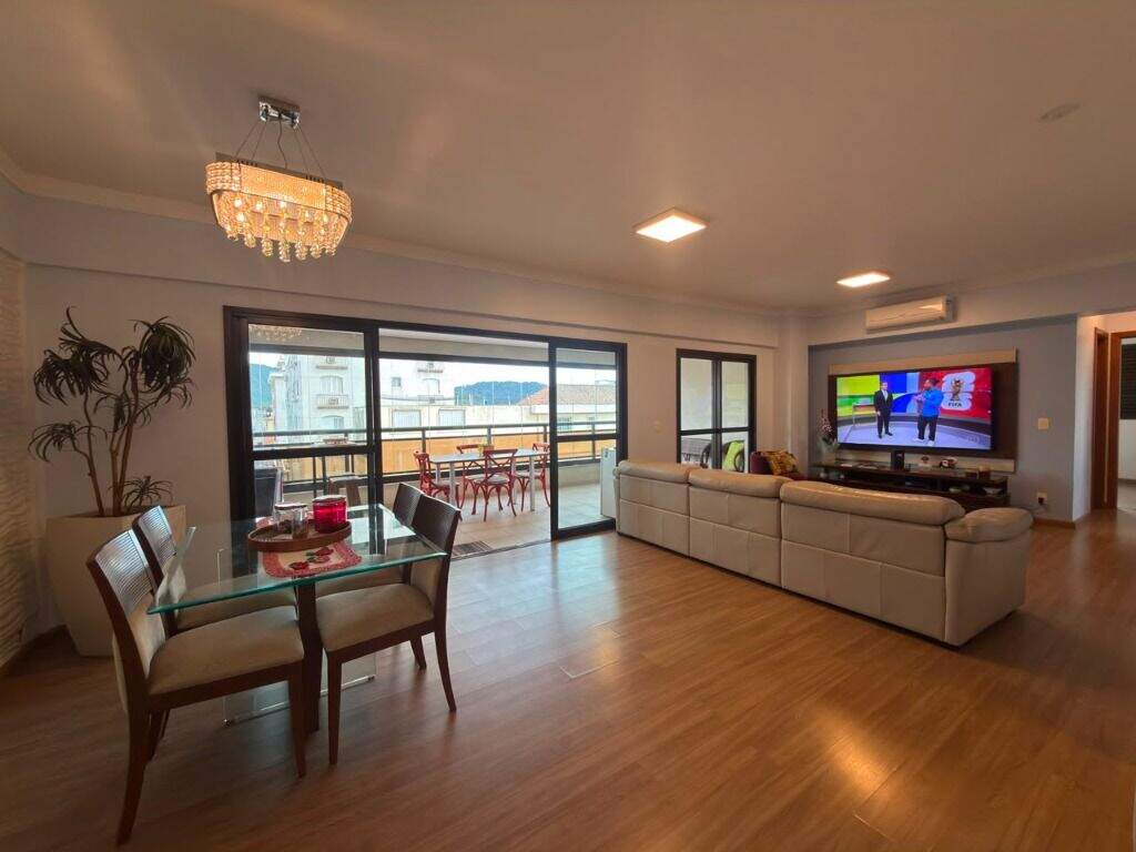 Apartamento à venda no Ponta da Praia: 