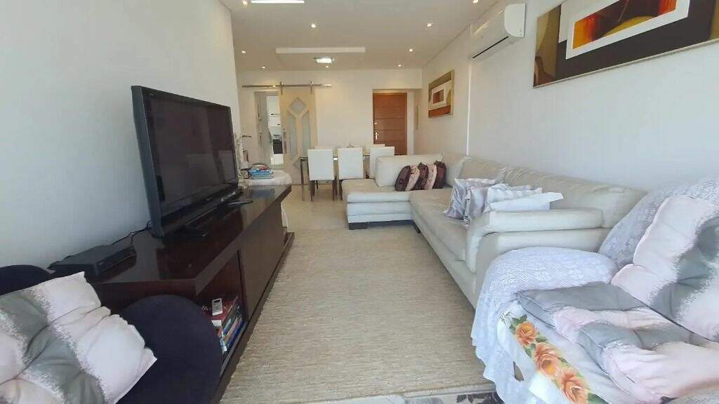 Apartamento à venda no Embaré: 