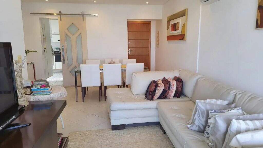 Apartamento à venda no Embaré: 