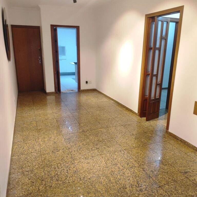 Apartamento à venda no Ponta da Praia: 
