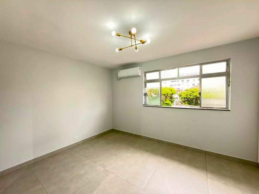 Apartamento à venda no Encruzilhada: 