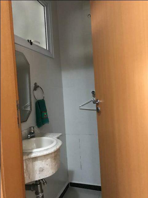 Casa à venda no Embaré: 
