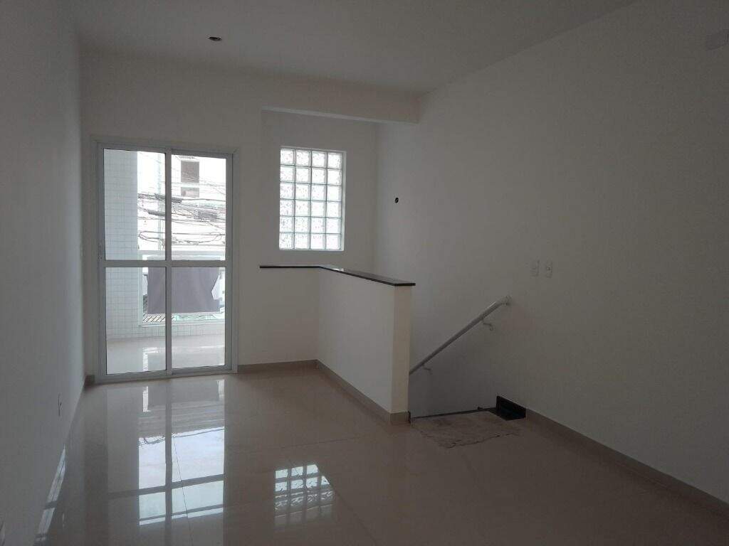Casa à venda no Embaré: 