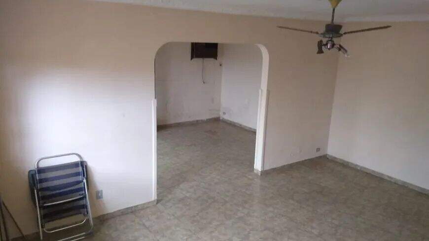 Casa à venda no Boqueirão: 