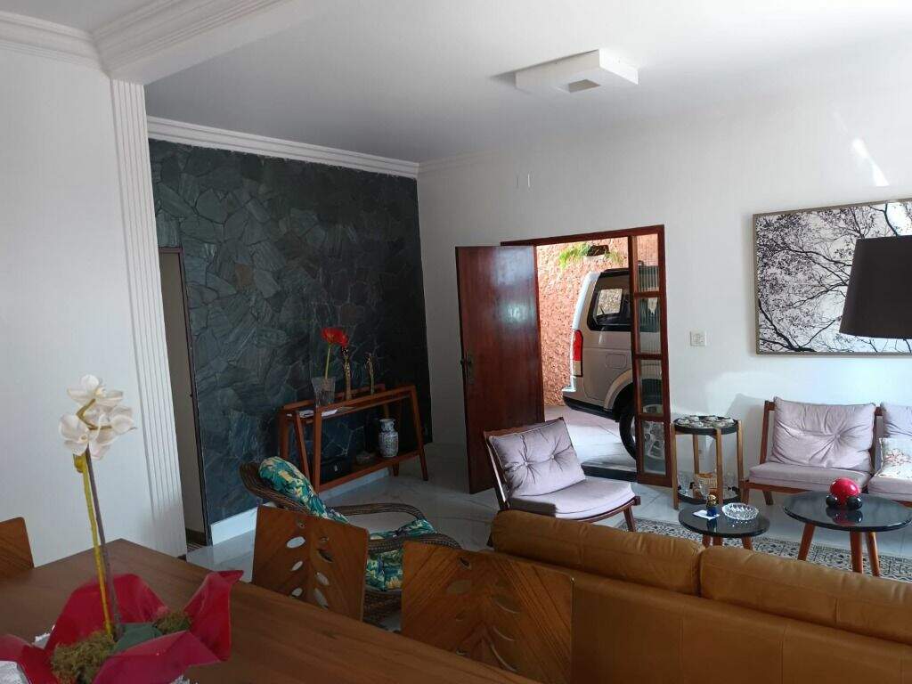 Casa à venda no Ponta da Praia: 