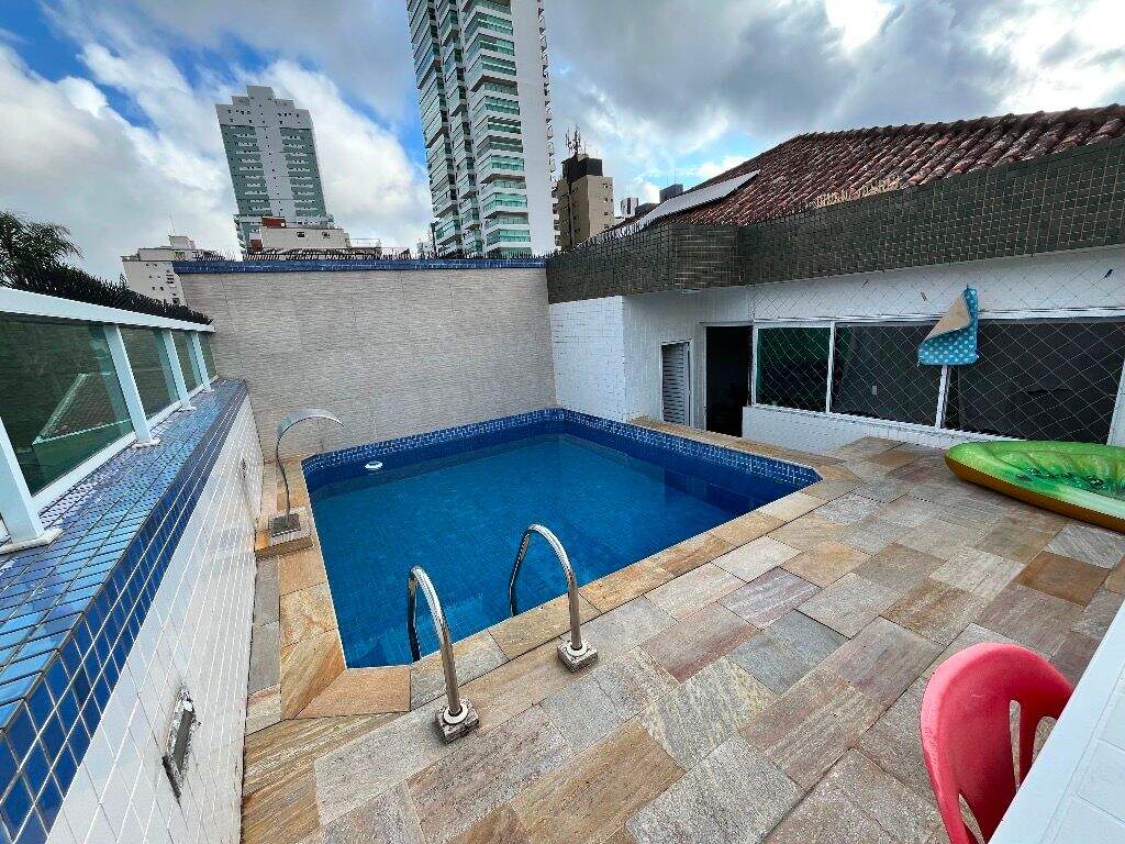 Casa à venda no Ponta da Praia: 