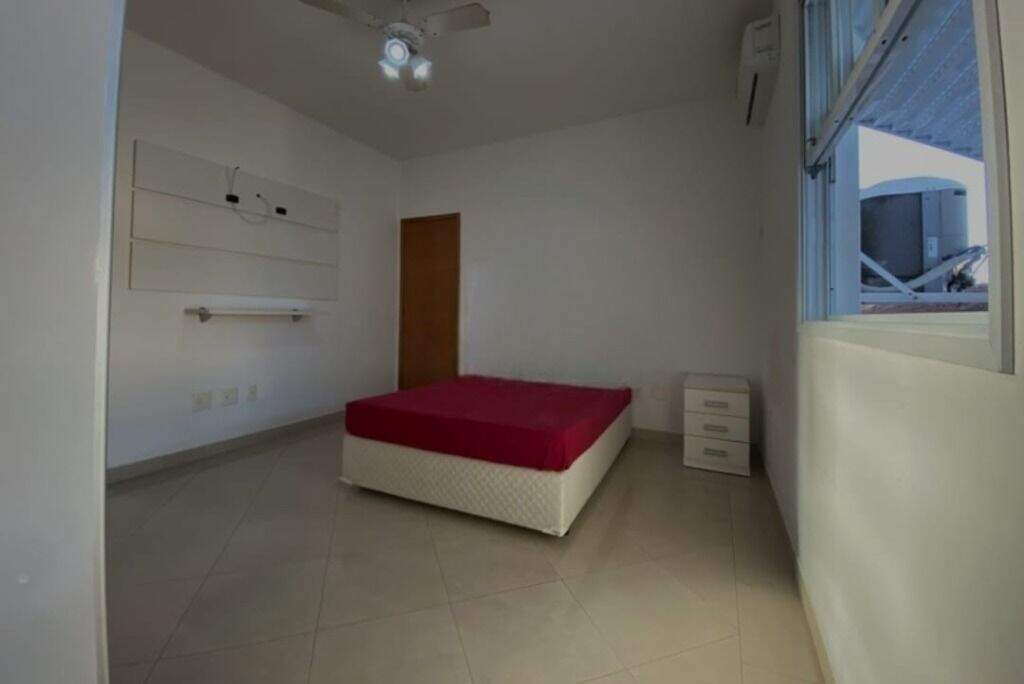 Casa à venda no Embaré: 
