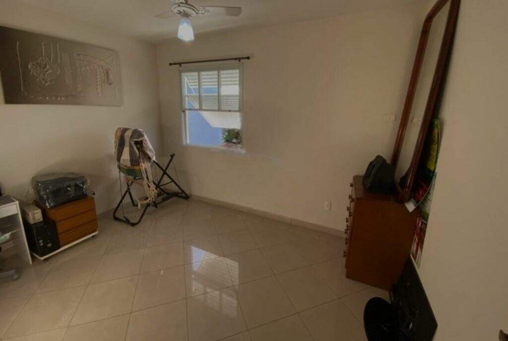 Casa à venda no Embaré: 