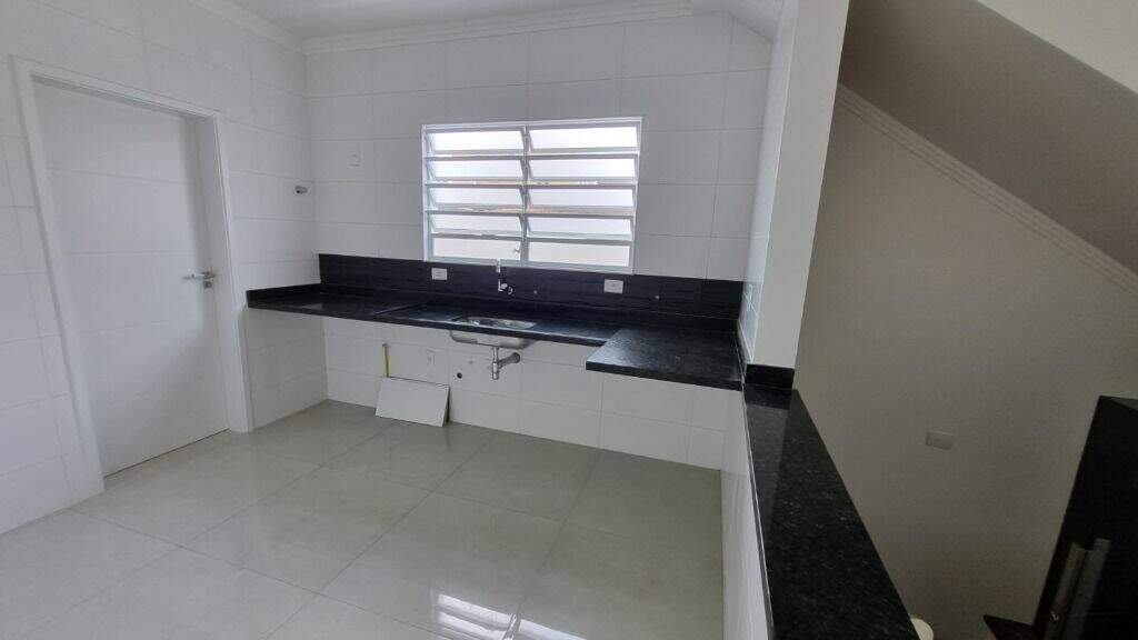 Casa à venda no Embaré: 