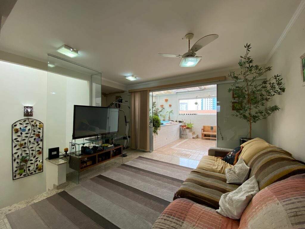 Casa à venda no Embaré: 