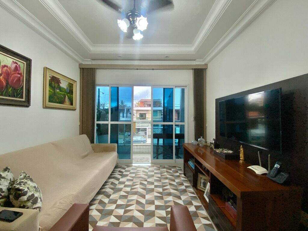 Casa à venda no Embaré: 