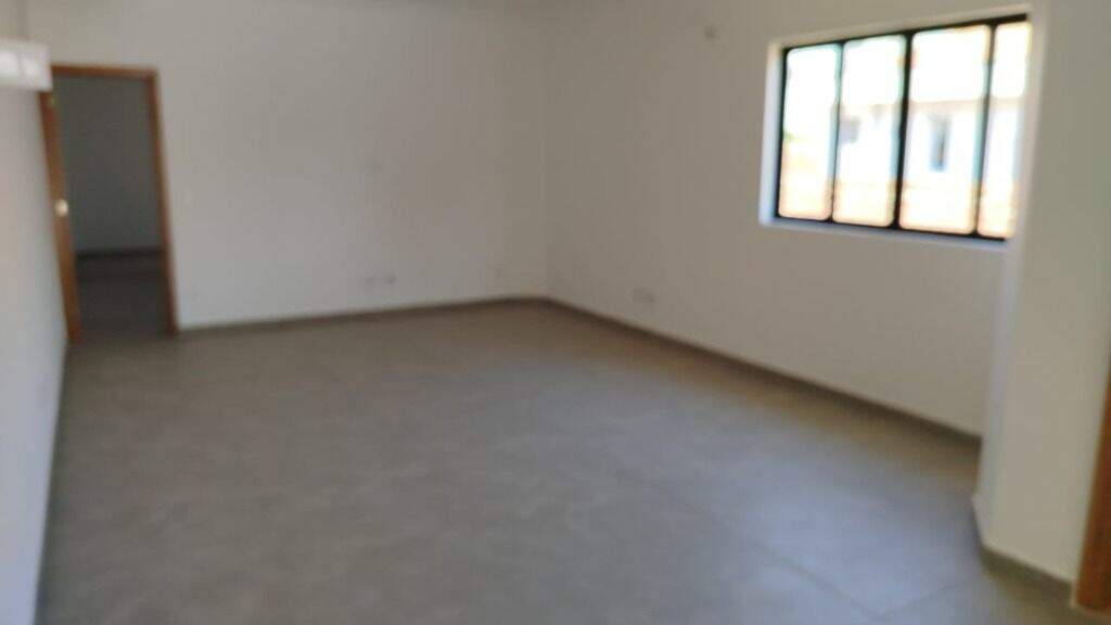 Casa à venda no Embaré: 