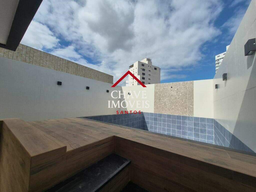 Casa à venda no Embaré: 