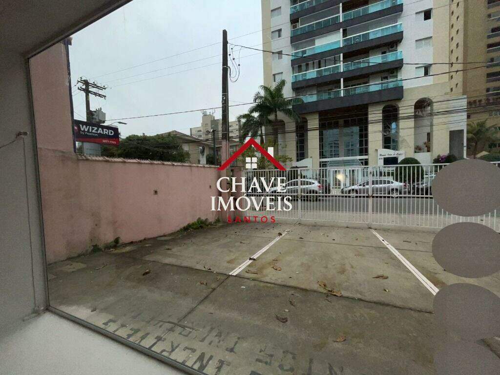 Casa à venda no Embaré: 