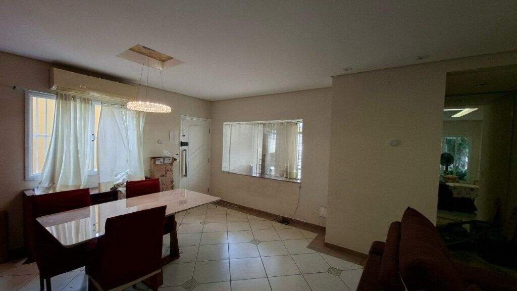 Casa à venda no Campo Grande: 