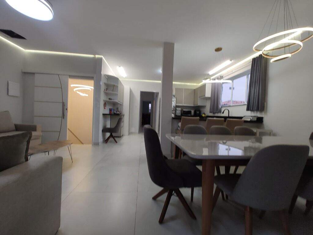 Casa à venda no Campo Grande: 