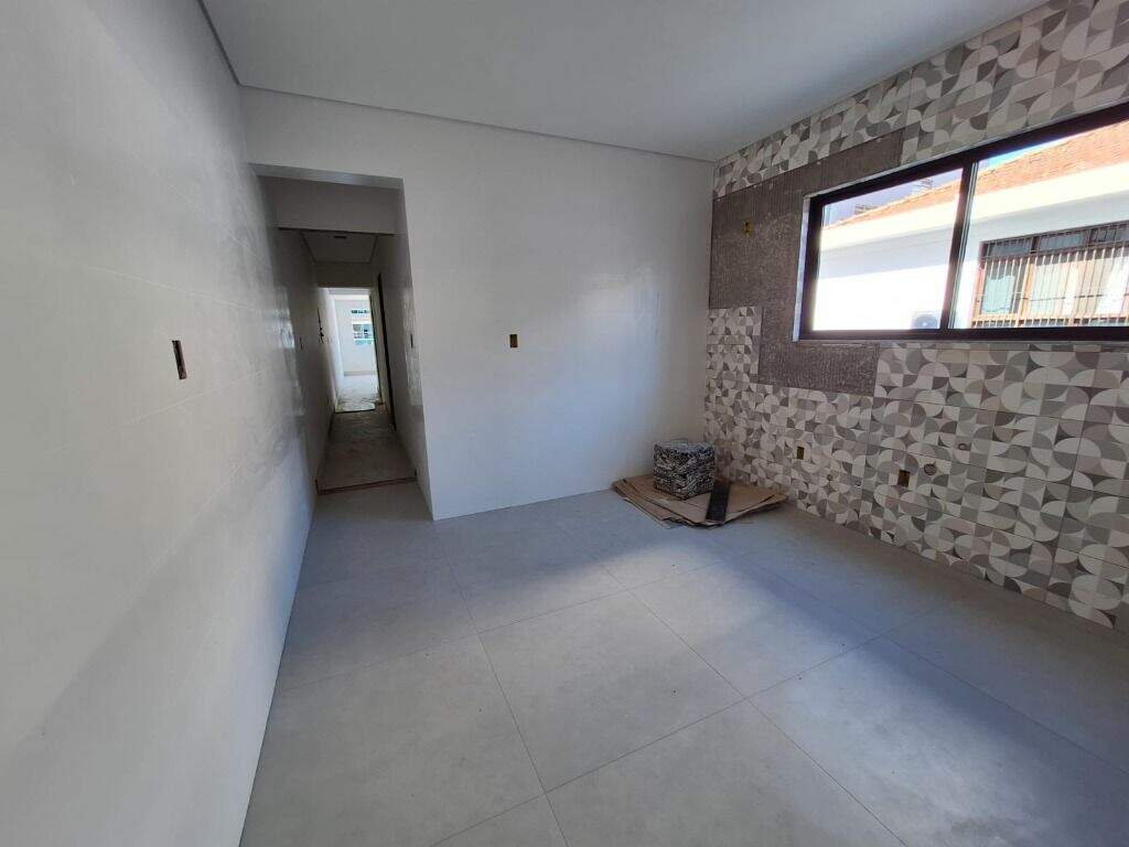 Casa à venda no Ponta da Praia: 