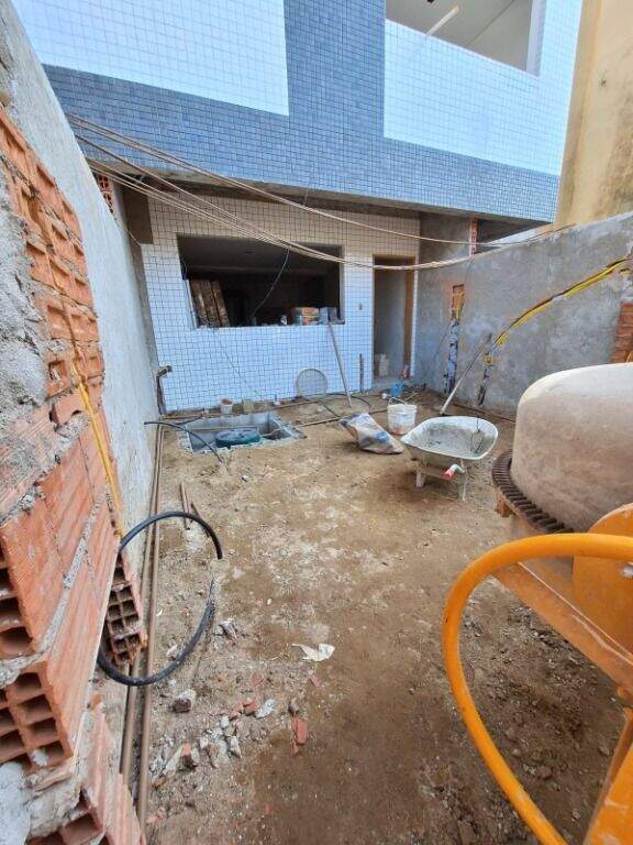Casa à venda no Ponta da Praia: 