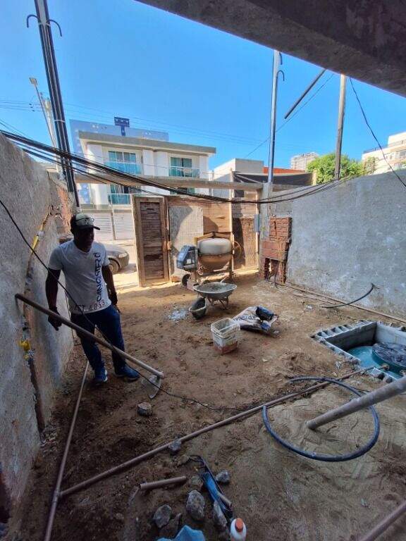 Casa à venda no Ponta da Praia: 