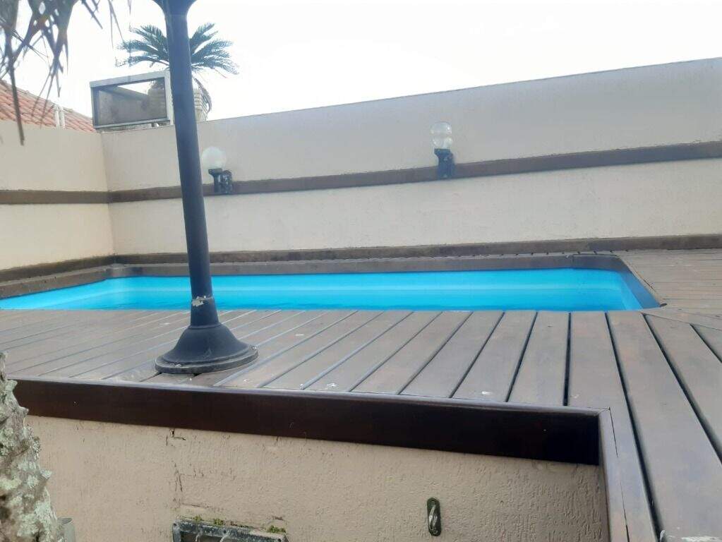 Cobertura à venda no Ponta da Praia: 