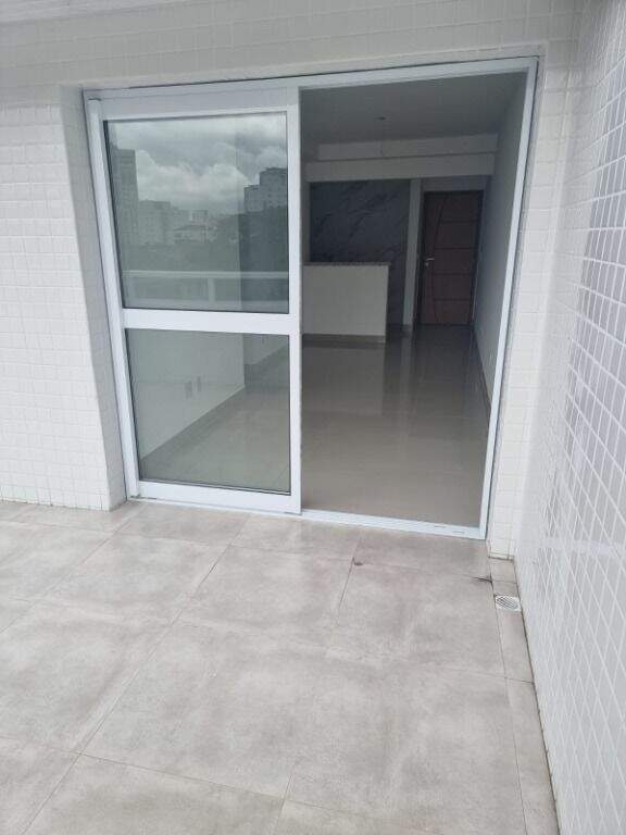 Apartamento Garden à venda no Embaré: 