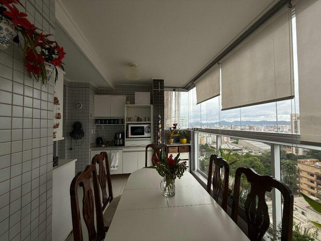 Apartamento Garden à venda no Embaré: 