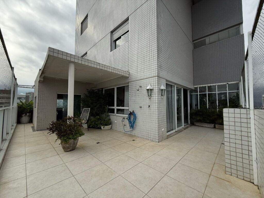 Apartamento Garden à venda no Embaré: 