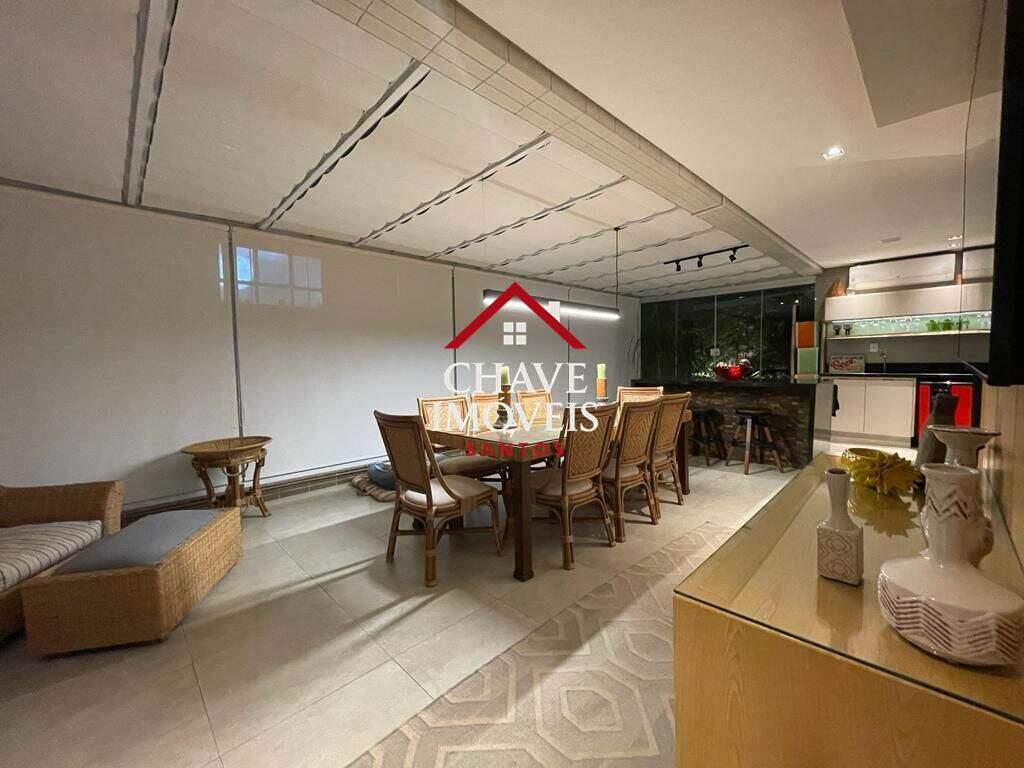 Apartamento Garden à venda no Embaré: 